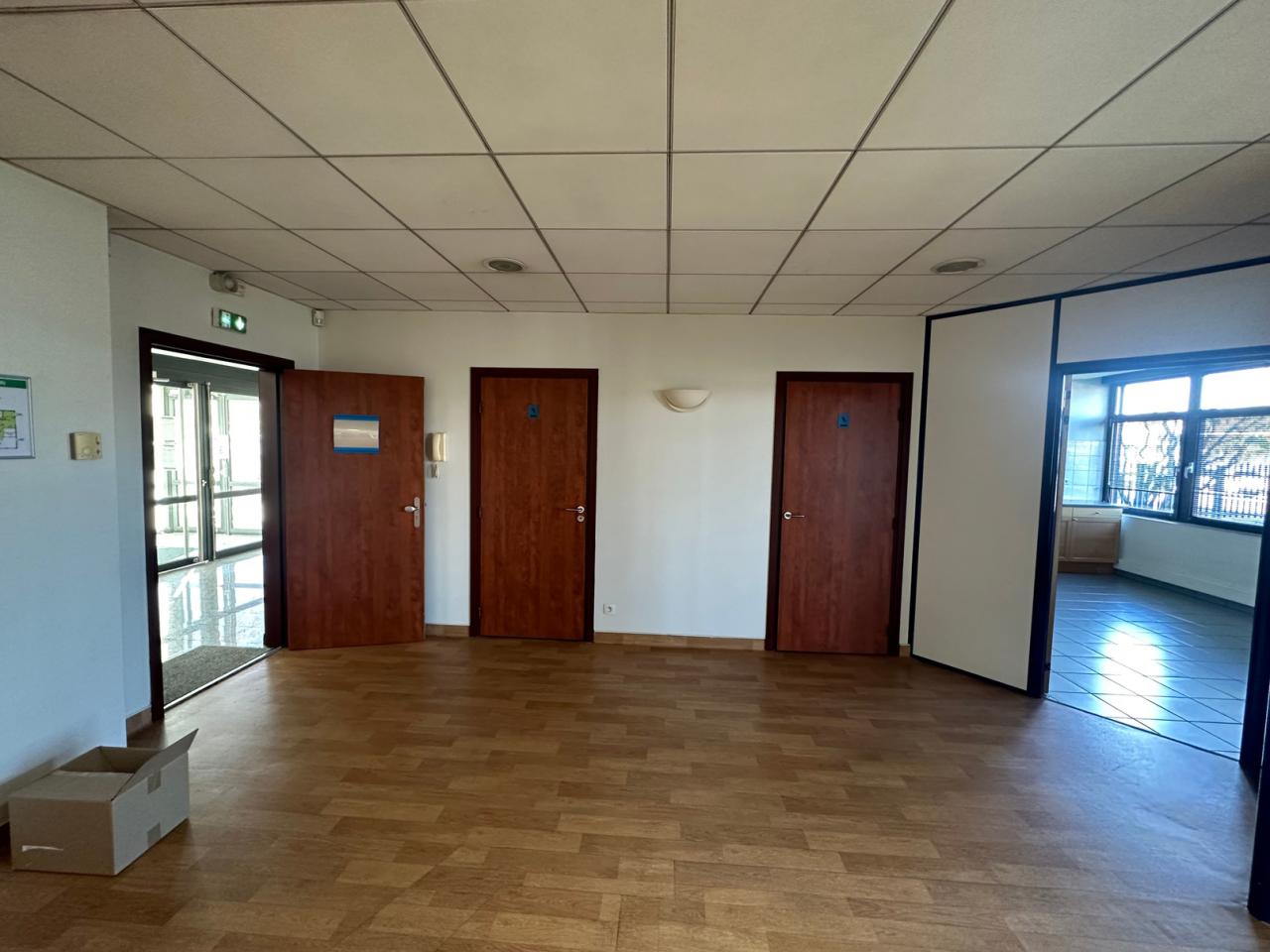 Bureau Chassieu 238m² Location bureau Chassieu Rhône OLBUR2109014 9